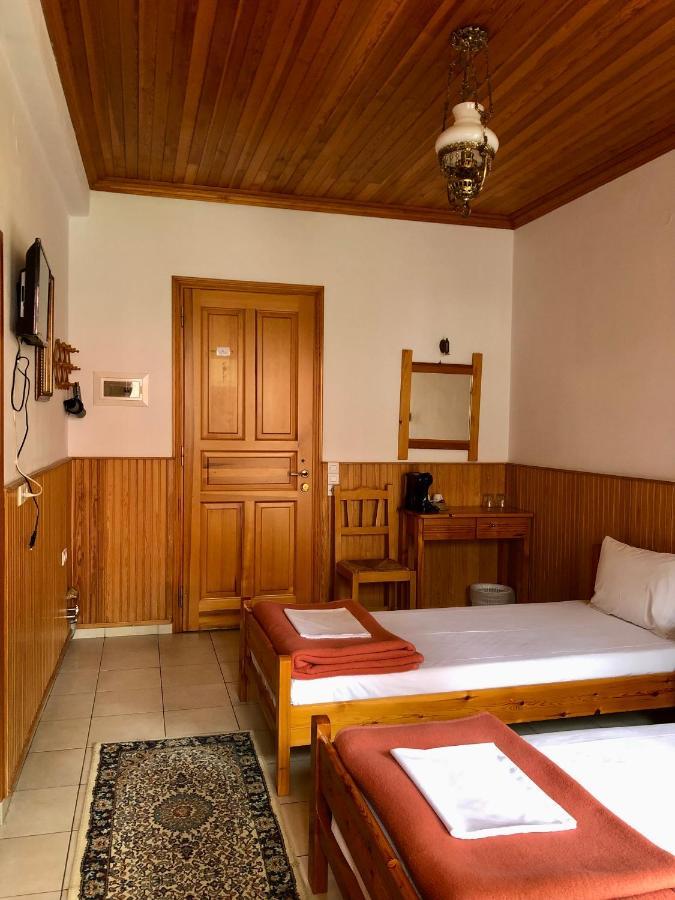 מצובון Apostolos Hotel מראה חיצוני תמונה