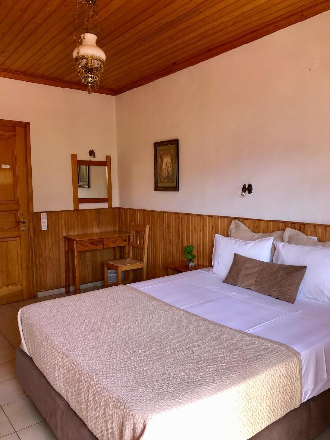 מצובון Apostolos Hotel מראה חיצוני תמונה