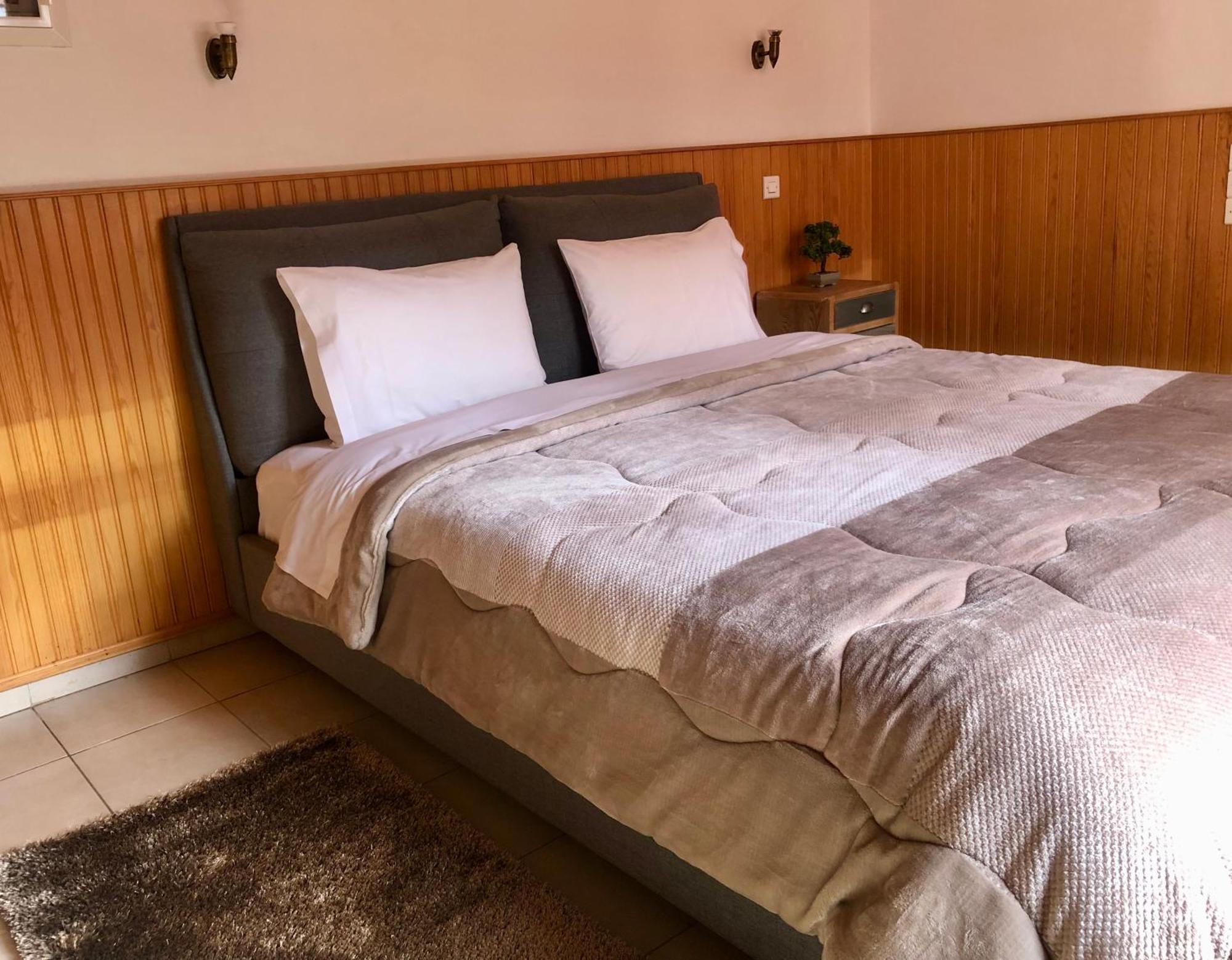 מצובון Apostolos Hotel מראה חיצוני תמונה